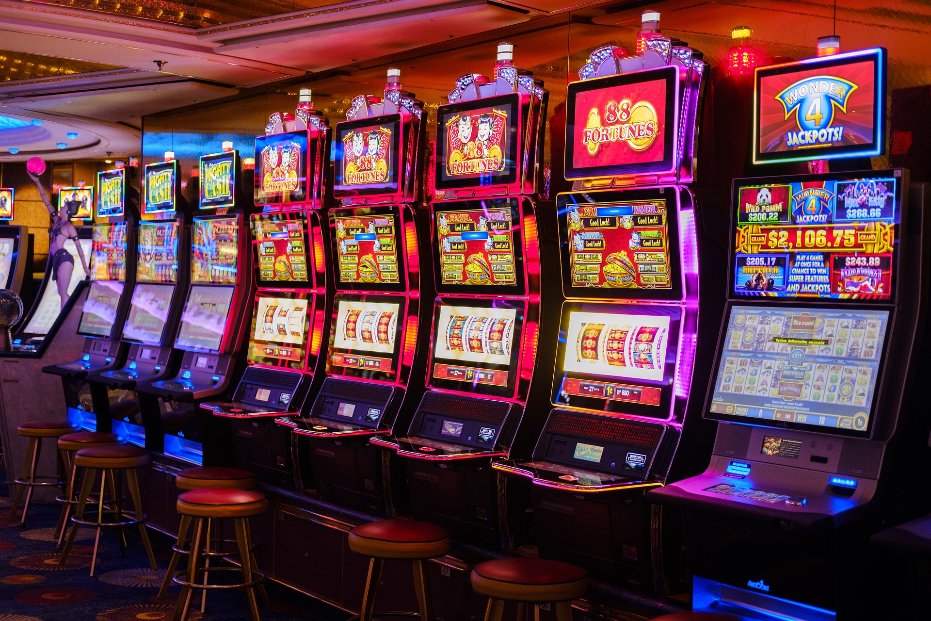 Slot Demo
