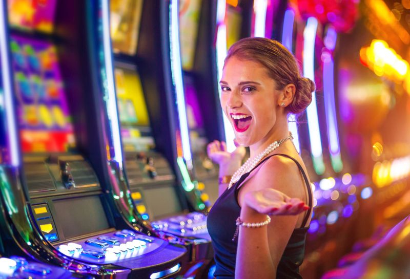 Online Slot Features
